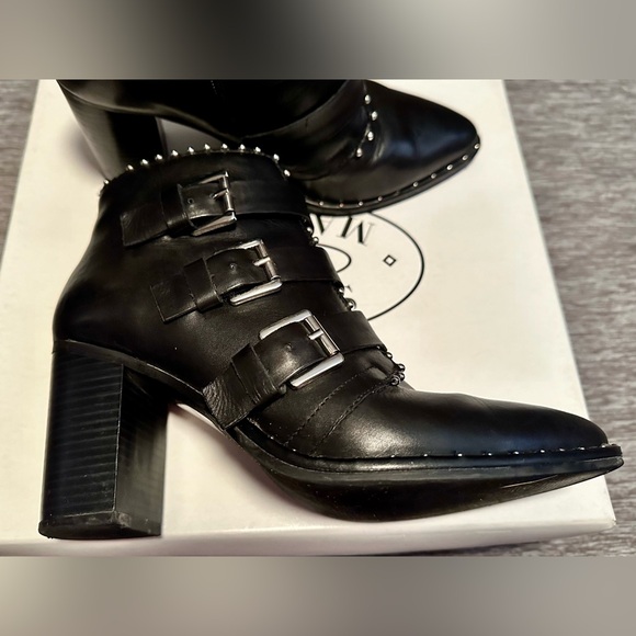 ✨Steve Madden Boots✨ - Picture 3 of 10